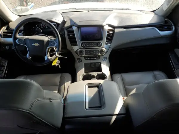 1GNSKHKC8HR180612 2017 CHEVROLET SUBURBAN - Image 8