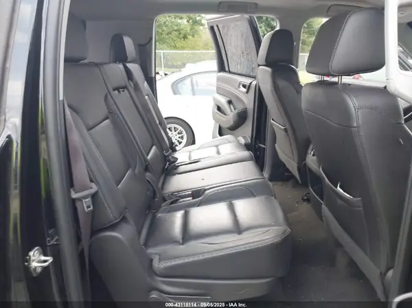 1GNSKHKC8HR225208 2017 CHEVROLET SUBURBAN - Image 8