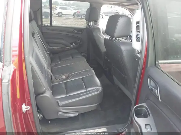 1GNSKHKC8HR230618 2017 CHEVROLET SUBURBAN - Image 8