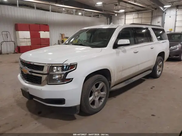 1GNSKHKC8HR254255 2017 CHEVROLET SUBURBAN - Image 2