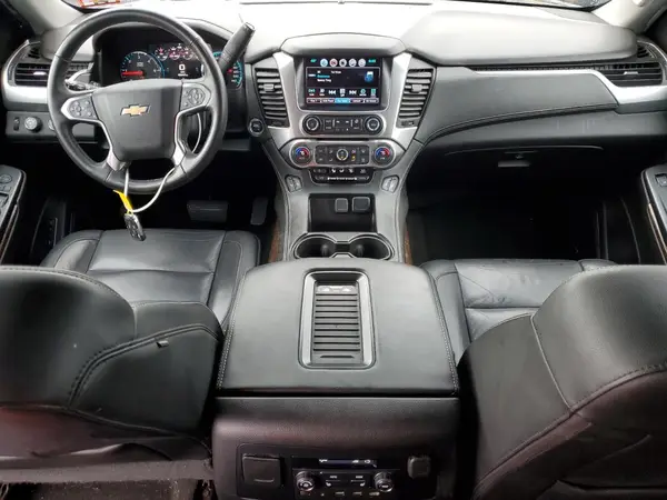 1GNSKHKC8HR321002 2017 CHEVROLET SUBURBAN - Image 8