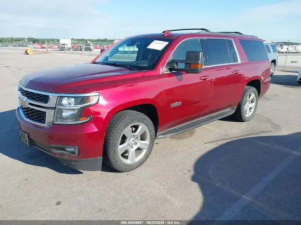 1GNSKHKC8HR325969 2017 CHEVROLET SUBURBAN - Image 2