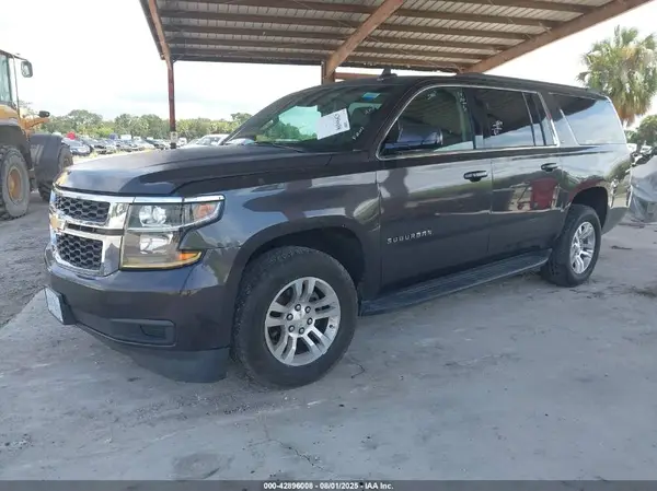 1GNSKHKC8JR109884 2018 CHEVROLET SUBURBAN - Image 2