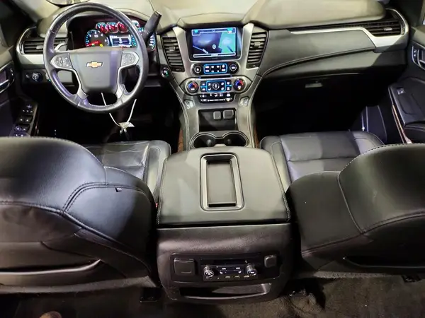 1GNSKHKC8JR111392 2018 CHEVROLET SUBURBAN - Image 8
