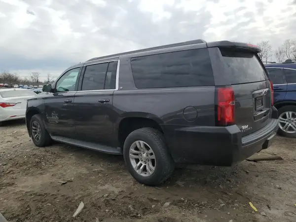 1GNSKHKC8JR136048 2018 CHEVROLET SUBURBAN - Image 2