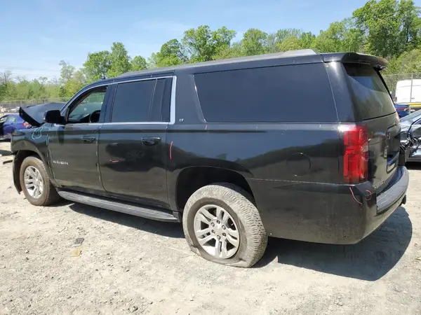 1GNSKHKC8JR208804 2018 CHEVROLET SUBURBAN - Image 2