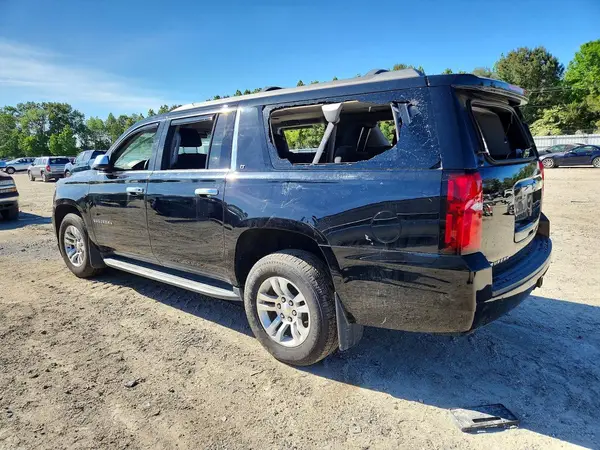 1GNSKHKC8JR243438 2018 CHEVROLET SUBURBAN - Image 2