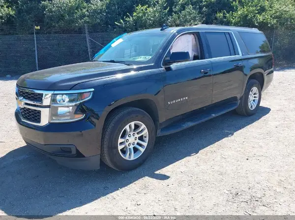 1GNSKHKC8JR370920 2018 CHEVROLET SUBURBAN - Image 2
