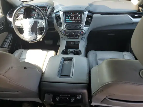 1GNSKHKC8JR389693 2018 CHEVROLET SUBURBAN - Image 8