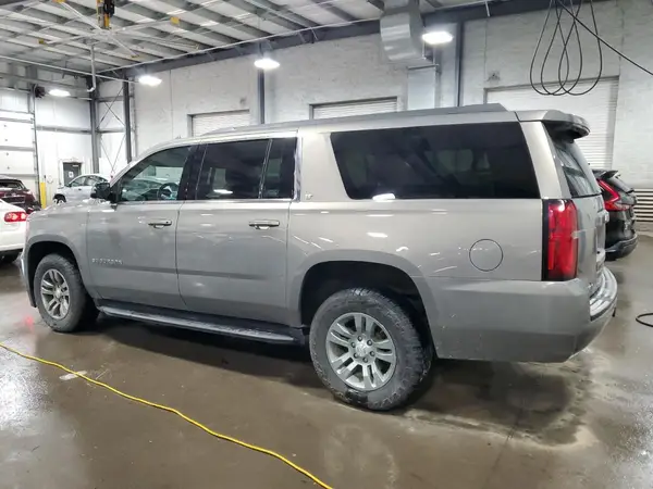 1GNSKHKC8JR400532 2018 CHEVROLET SUBURBAN - Image 2