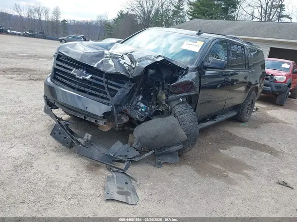 1GNSKHKC8KR144667 2019 CHEVROLET SUBURBAN - Image 2