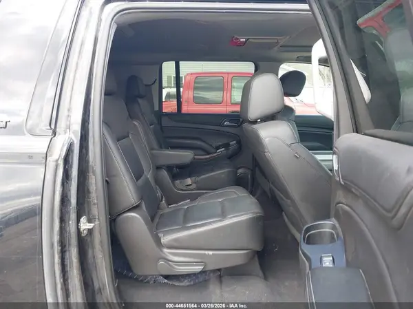 1GNSKHKC8KR144667 2019 CHEVROLET SUBURBAN - Image 8