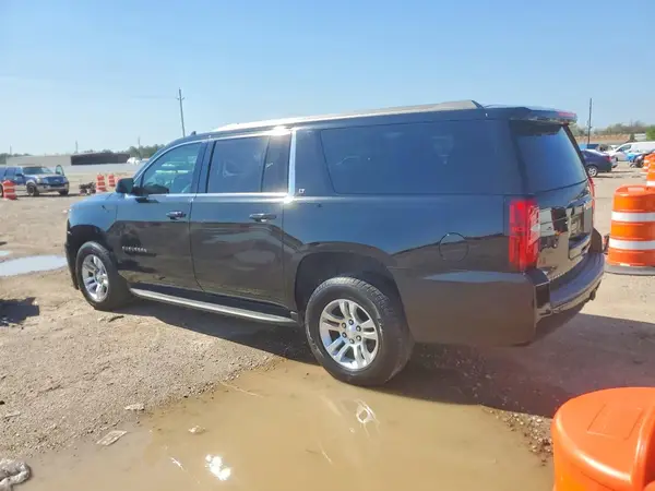 1GNSKHKC8KR162599 2019 CHEVROLET SUBURBAN - Image 2