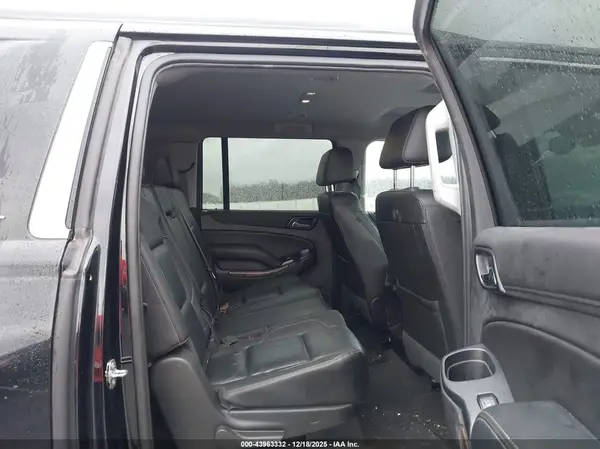 1GNSKHKC8KR164322 2019 CHEVROLET SUBURBAN - Image 8