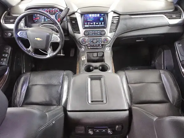 1GNSKHKC8KR176552 2019 CHEVROLET SUBURBAN - Image 8