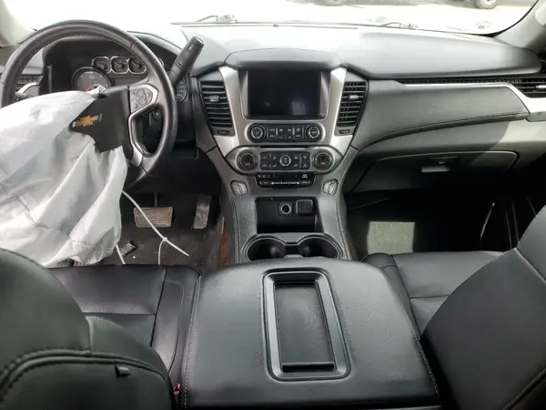 1GNSKHKC8KR275906 2019 CHEVROLET SUBURBAN - Image 8