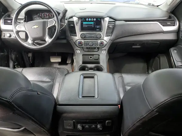 1GNSKHKC8KR306927 2019 CHEVROLET SUBURBAN - Image 8