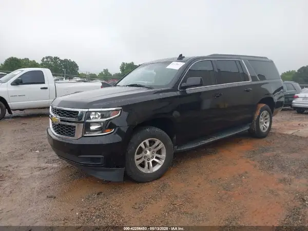 1GNSKHKC8KR332167 2019 CHEVROLET SUBURBAN - Image 2