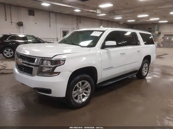 1GNSKHKC8KR335926 2019 CHEVROLET SUBURBAN - Image 2
