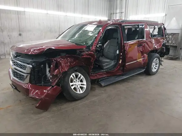 1GNSKHKC8KR380445 2019 CHEVROLET SUBURBAN - Image 2