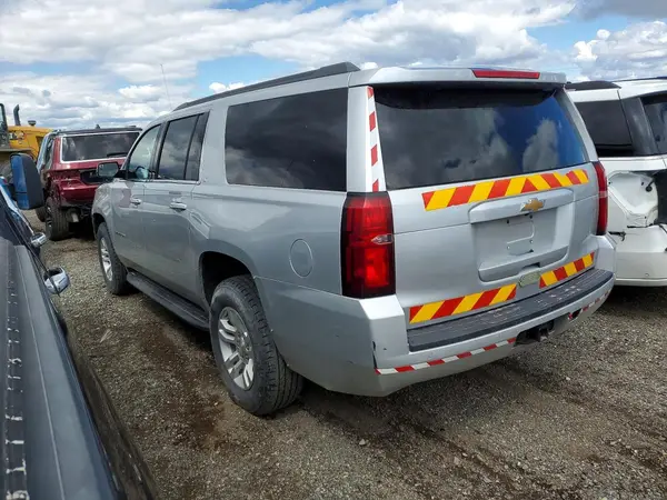 1GNSKHKC8KR392756 2019 CHEVROLET SUBURBAN - Image 2