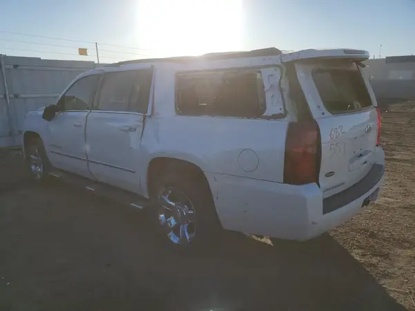 1GNSKHKC8KR395866 2019 CHEVROLET SUBURBAN - Image 2