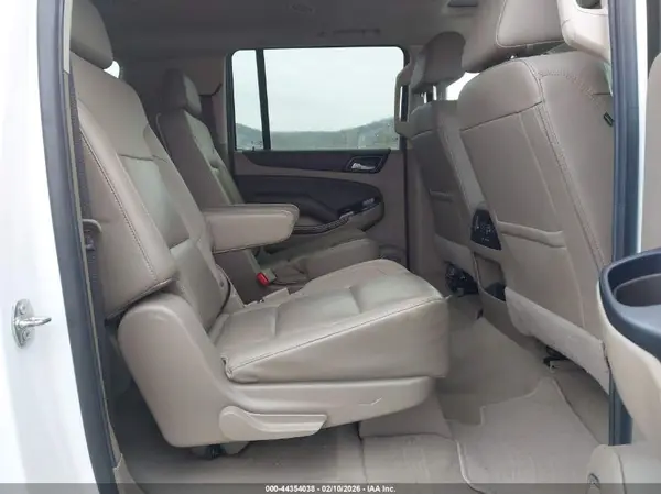 1GNSKHKC8LR127286 2020 CHEVROLET SUBURBAN - Image 8