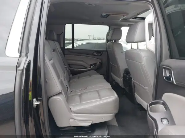 1GNSKHKC8LR240848 2020 CHEVROLET SUBURBAN - Image 8