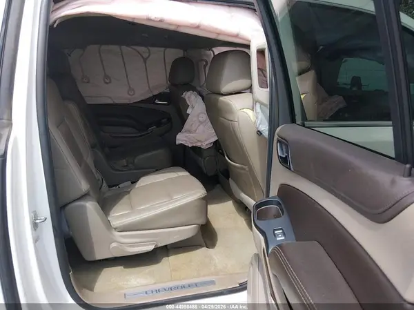 1GNSKHKC9GR271354 2016 CHEVROLET SUBURBAN - Image 8