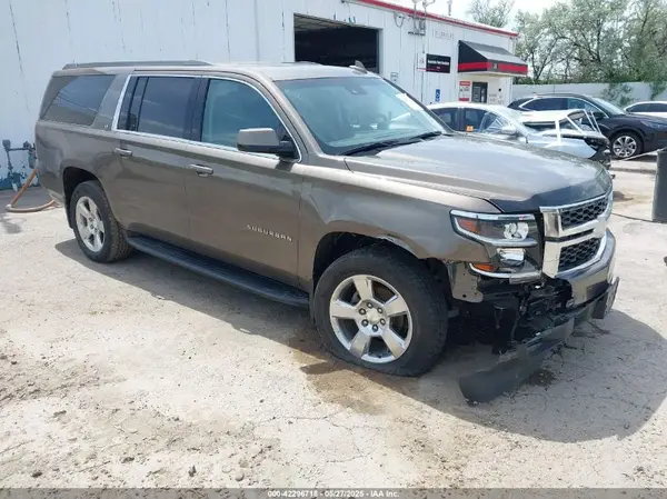 1GNSKHKC9GR275615 2016 CHEVROLET SUBURBAN - Image 1