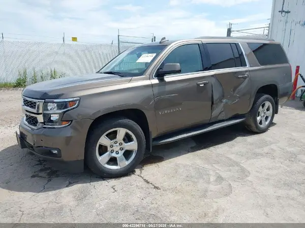 1GNSKHKC9GR275615 2016 CHEVROLET SUBURBAN - Image 2