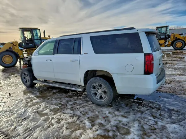 1GNSKHKC9GR347378 2016 CHEVROLET SUBURBAN - Image 2