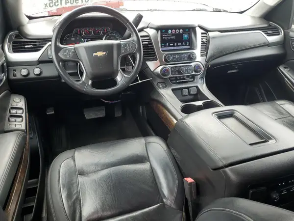1GNSKHKC9HR117678 2017 CHEVROLET SUBURBAN - Image 8