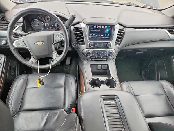 1GNSKHKC9HR164497 2017 CHEVROLET SUBURBAN - Image 8