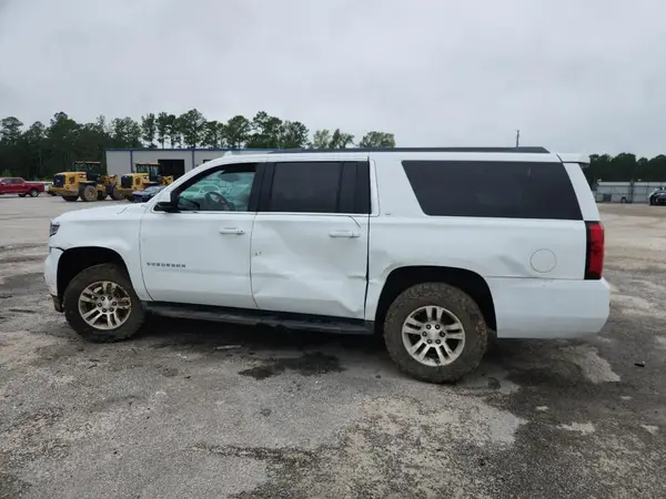 1GNSKHKC9HR167741 2017 CHEVROLET SUBURBAN - Image 2