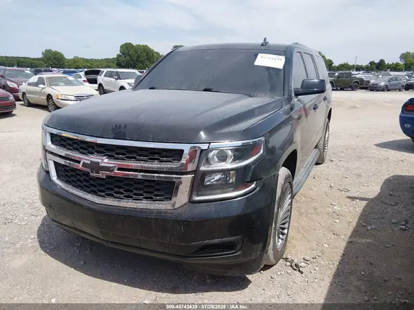 1GNSKHKC9HR180974 2017 CHEVROLET SUBURBAN - Image 2