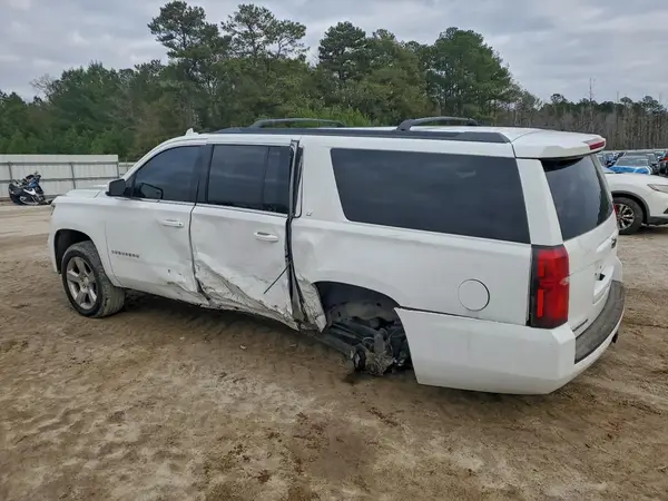 1GNSKHKC9HR258587 2017 CHEVROLET SUBURBAN - Image 2