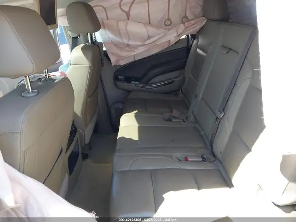 1GNSKHKC9HR268651 2017 CHEVROLET SUBURBAN - Image 8