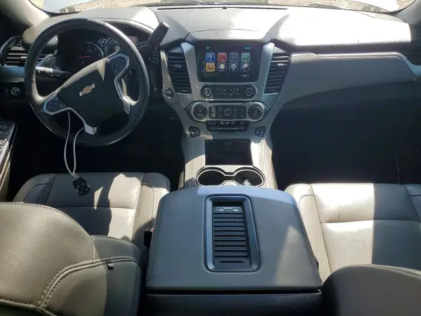1GNSKHKC9HR299396 2017 CHEVROLET SUBURBAN - Image 8