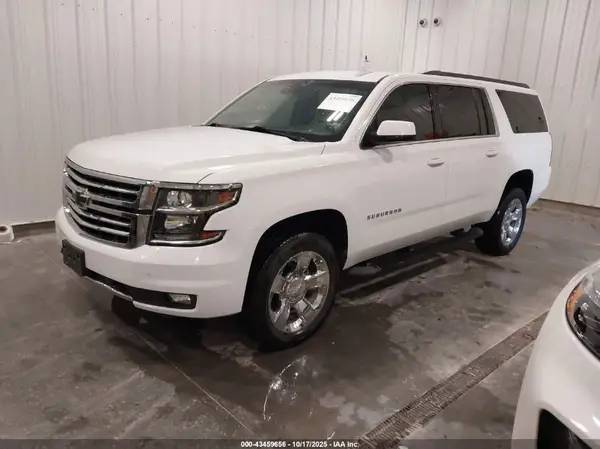 1GNSKHKC9HR300742 2017 CHEVROLET SUBURBAN - Image 2