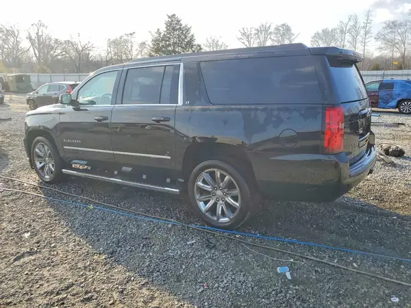 1GNSKHKC9HR351013 2017 CHEVROLET SUBURBAN - Image 2