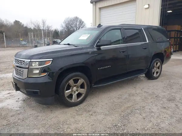 1GNSKHKC9JR140867 2018 CHEVROLET SUBURBAN - Image 2
