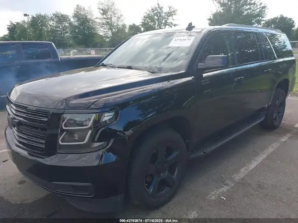 1GNSKHKC9JR141825 2018 CHEVROLET SUBURBAN - Image 2