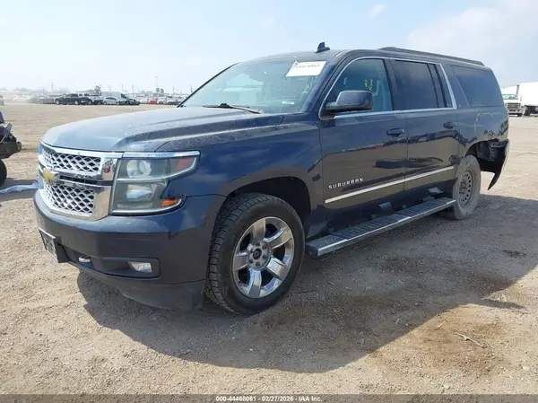 1GNSKHKC9JR193360 2018 CHEVROLET SUBURBAN - Image 2