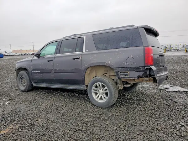 1GNSKHKC9JR210609 2018 CHEVROLET SUBURBAN - Image 2