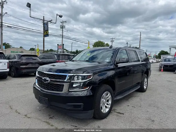 1GNSKHKC9JR267568 2018 CHEVROLET SUBURBAN - Image 2