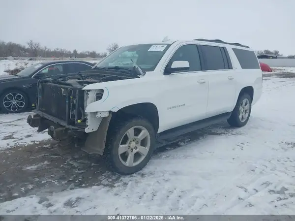 1GNSKHKC9JR309639 2018 CHEVROLET SUBURBAN - Image 2