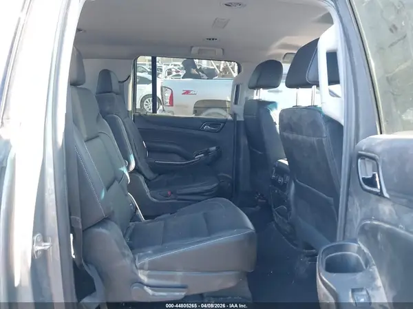 1GNSKHKC9KR129756 2019 CHEVROLET SUBURBAN - Image 8