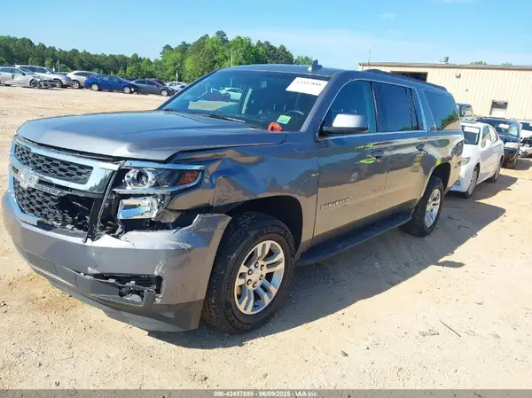 1GNSKHKC9KR161591 2019 CHEVROLET SUBURBAN - Image 2