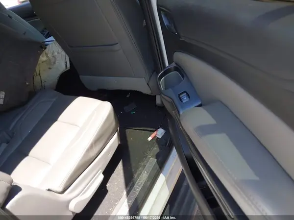 1GNSKHKC9KR182179 2019 CHEVROLET SUBURBAN - Image 8